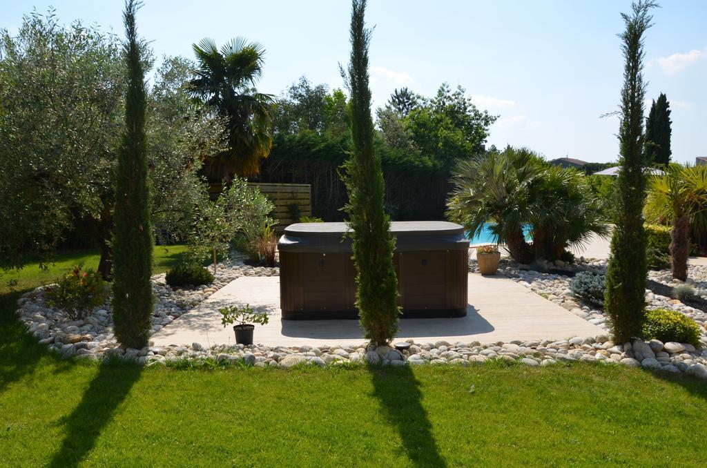 Chambre D'Hotes Et Spa Agen Rum bild