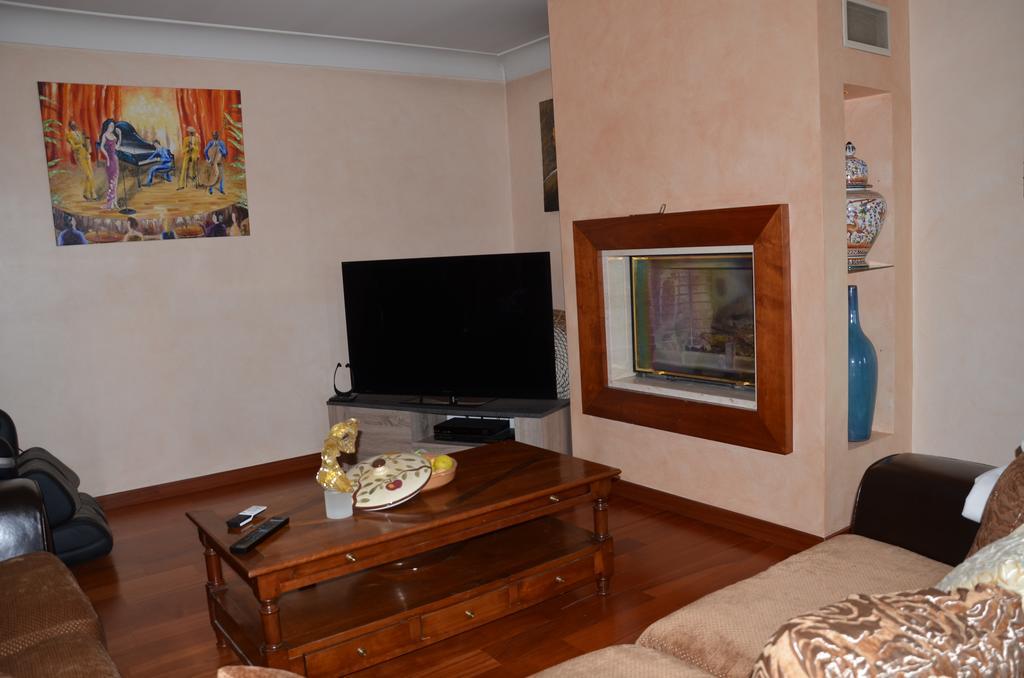 Chambre D'Hotes Et Spa Agen Exteriör bild